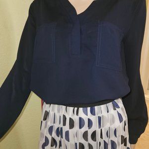 Women Perfect outfit for work or any event. Nine West Lg Navy Blue Blouse /Skirt